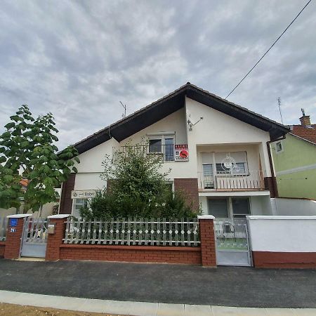 B&B Veber 比尔杰 外观 照片